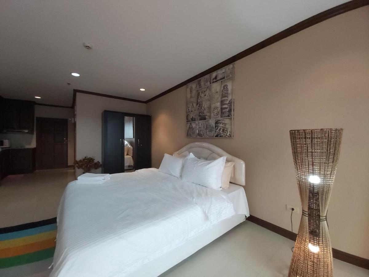 Condominum In Jomtien Beach With Sea View, Balcony And Free Wifi Pattaya Exterior foto